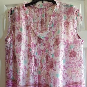 NWOT Pretty in pink ladies blouse